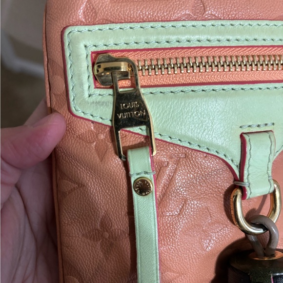 ❌SOLD❌ Louis Vuitton Monogram Underground Messenger - Picture 4 of 8